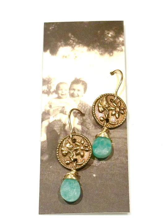 Flower button and amazonite earrings